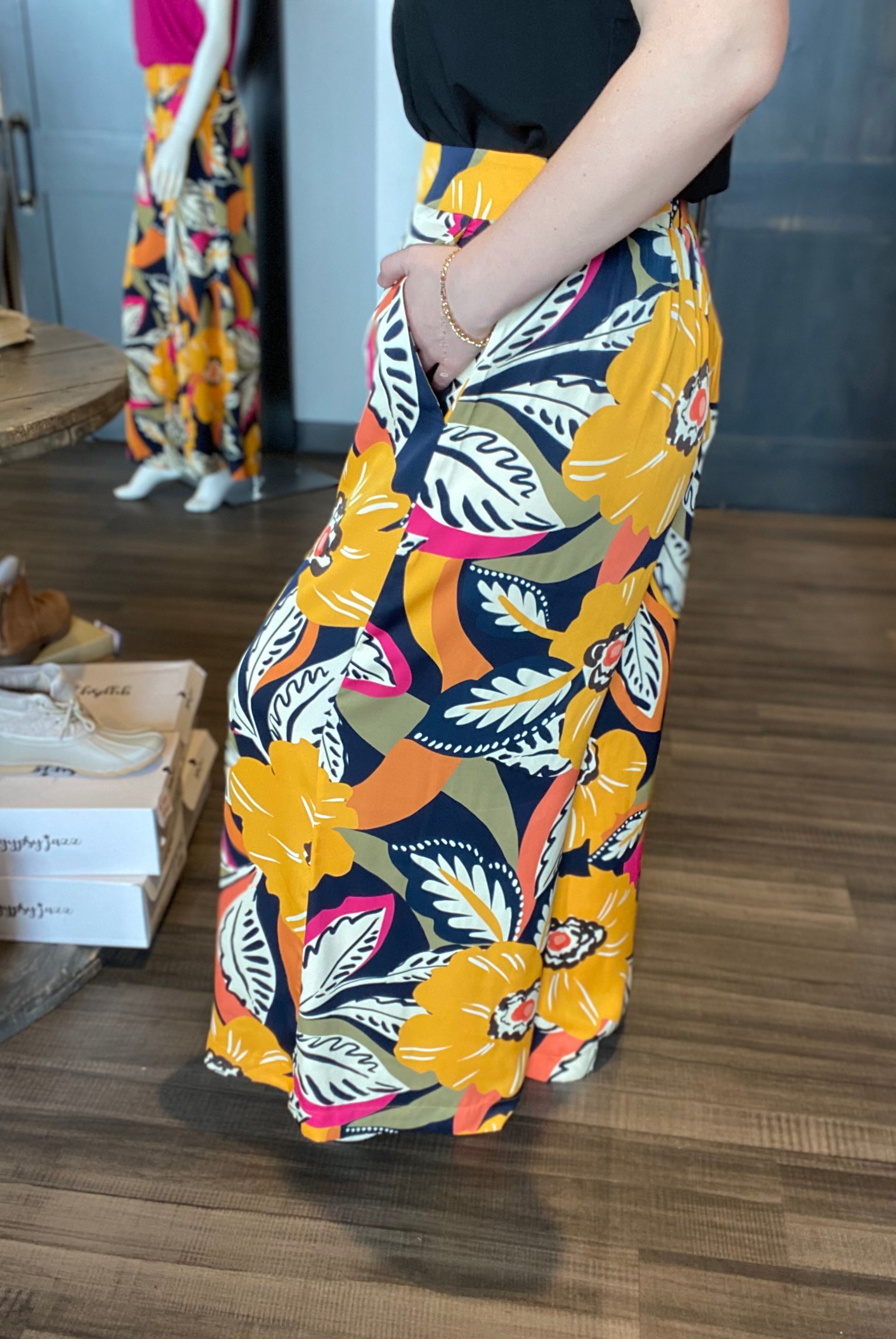 Annie Mango Pants-Pants-Molly Bracken-The Funky Zebra Ames, Women's Fashion Boutique in Ames, Iowa