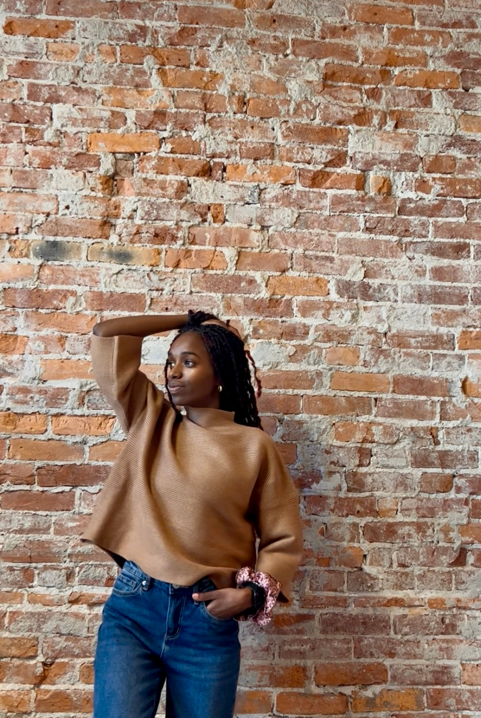 Brantley Sweater-apparel-Ellison-The Funky Zebra Ames, Women's Fashion Boutique in Ames, Iowa