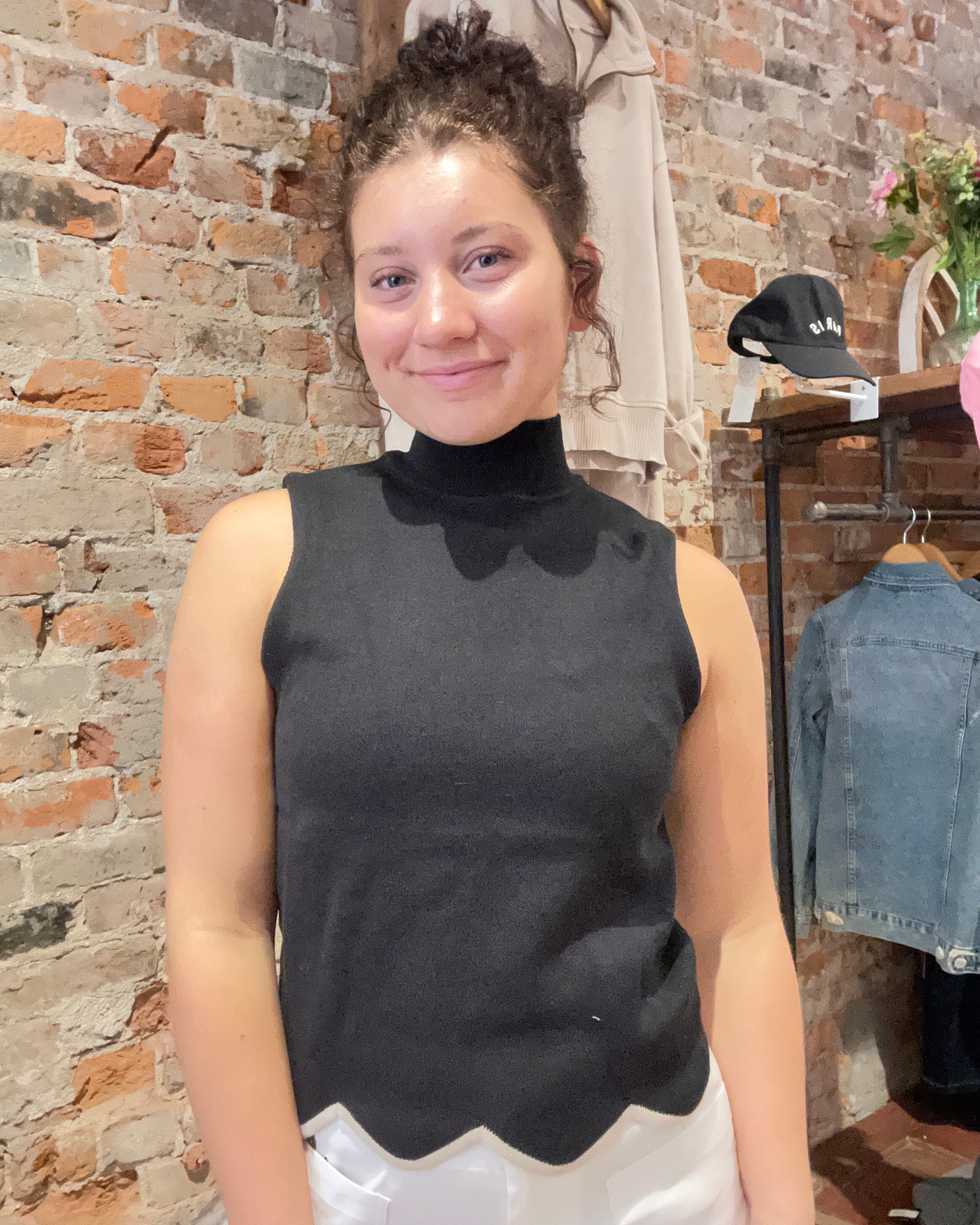 Jenni Sleeveless Scalloped Top-Tank Tops-Eesome-The Funky Zebra Ames, Women's Fashion Boutique in Ames, Iowa