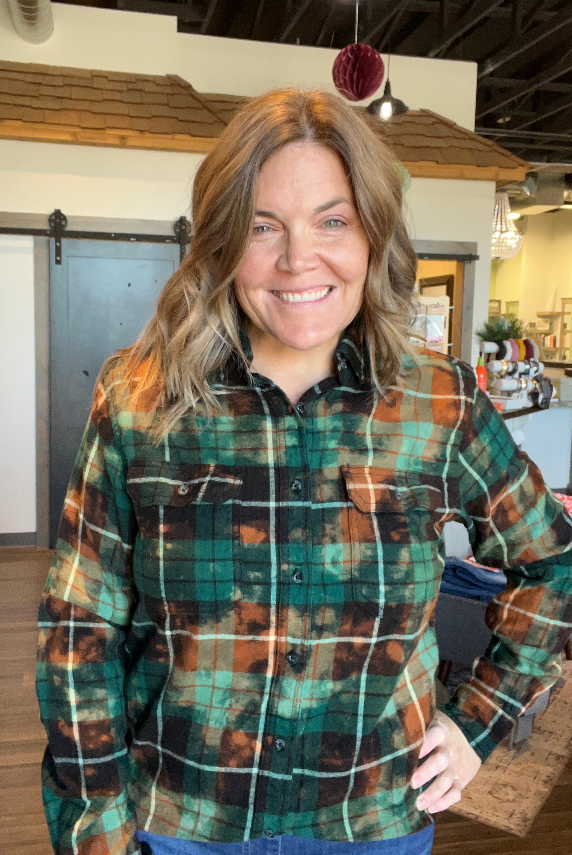 MN Emerald Flannel-Long Sleeves-Whiskey Wrangler-The Funky Zebra Ames, Women's Fashion Boutique in Ames, Iowa