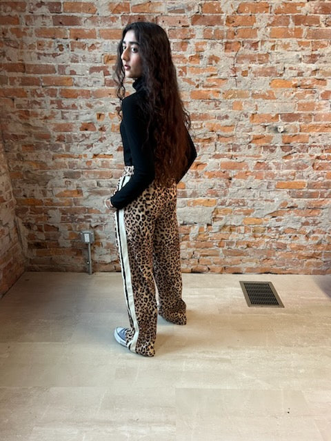 Elena Animal Print Pant-apparel-Rae Mode-The Funky Zebra Ames, Women's Fashion Boutique in Ames, Iowa