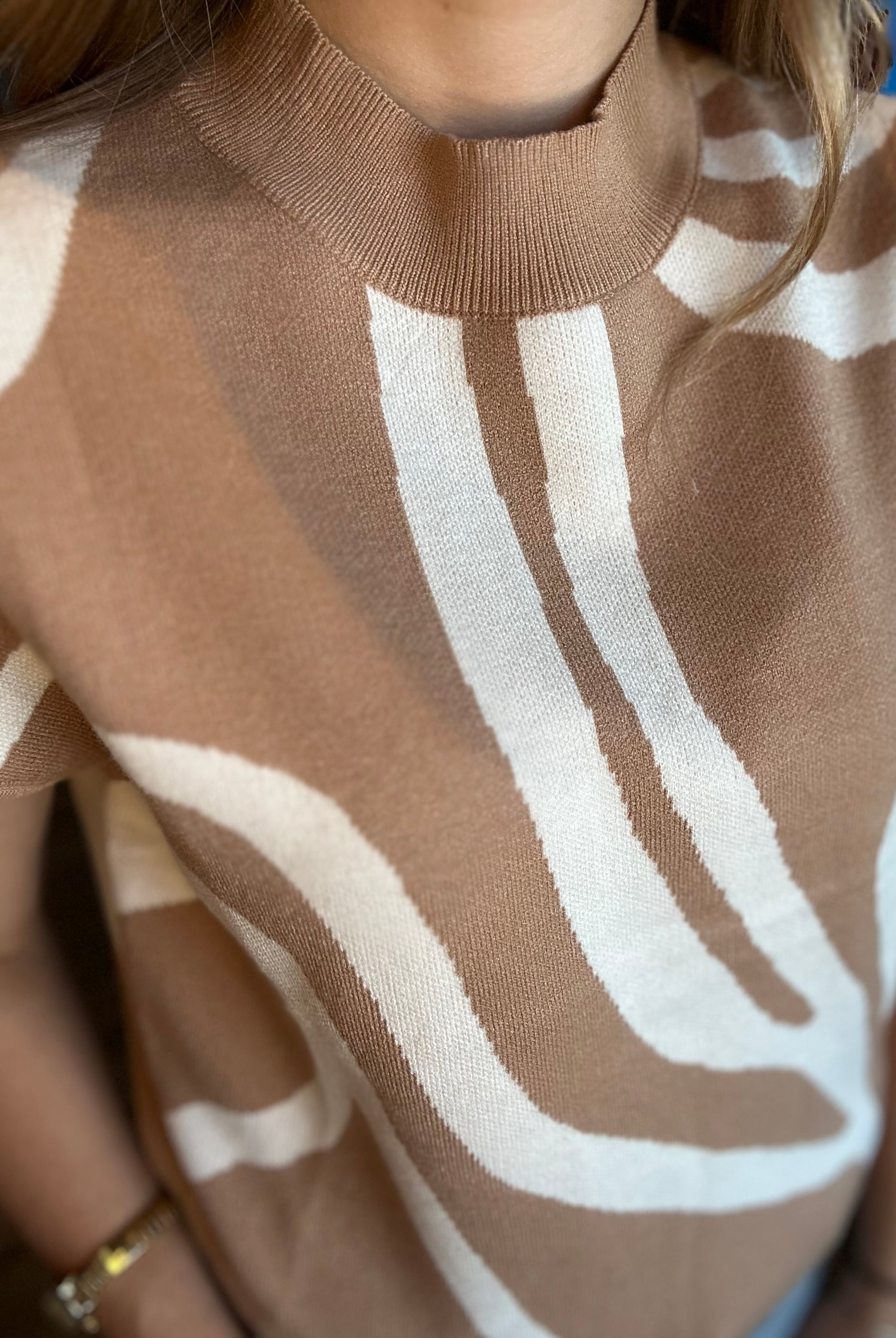 Coco Swirl Top-Eesome-The Funky Zebra Ames, Women's Fashion Boutique in Ames, Iowa