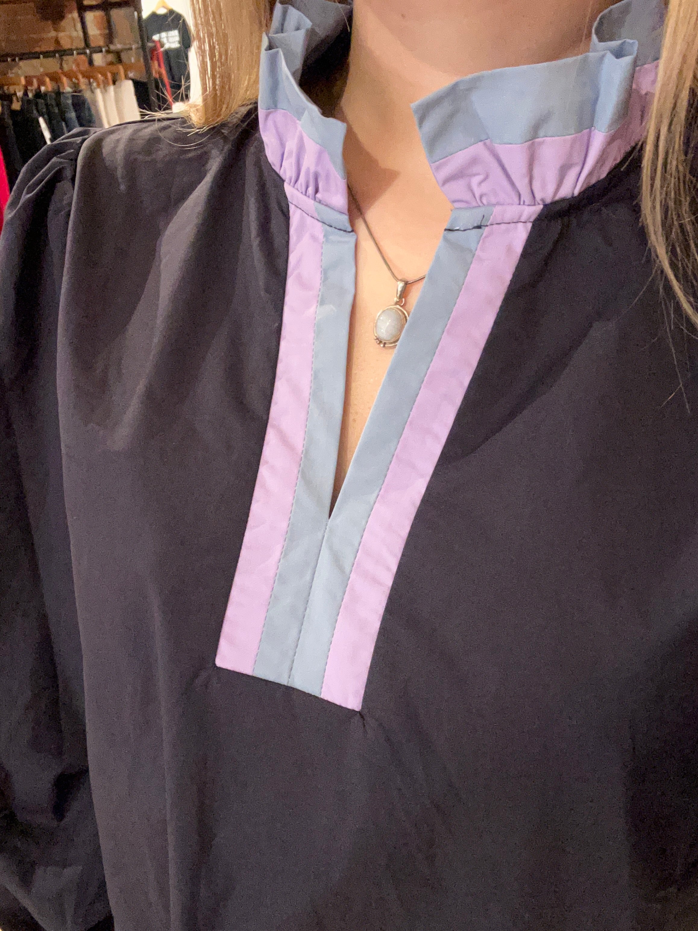 Theron Navy Color Contrast Top-Long Sleeves-Jodifl-The Funky Zebra Ames, Women's Fashion Boutique in Ames, Iowa