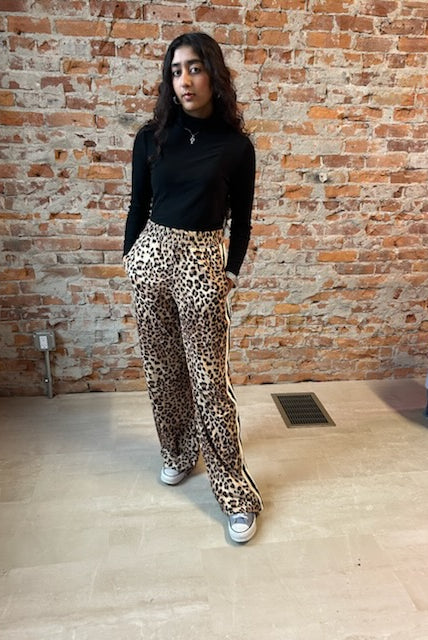 Elena Animal Print Pant-apparel-Rae Mode-The Funky Zebra Ames, Women's Fashion Boutique in Ames, Iowa