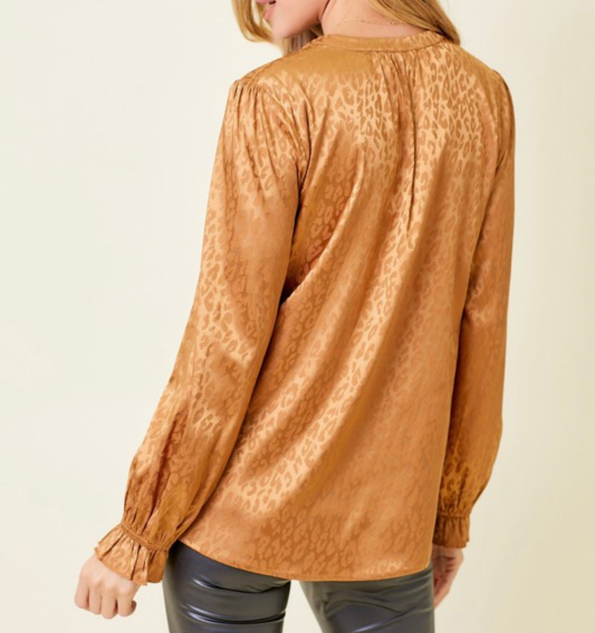 Morgan Leopard Blouse-Long Sleeves-Mystree-The Funky Zebra Ames, Women's Fashion Boutique in Ames, Iowa
