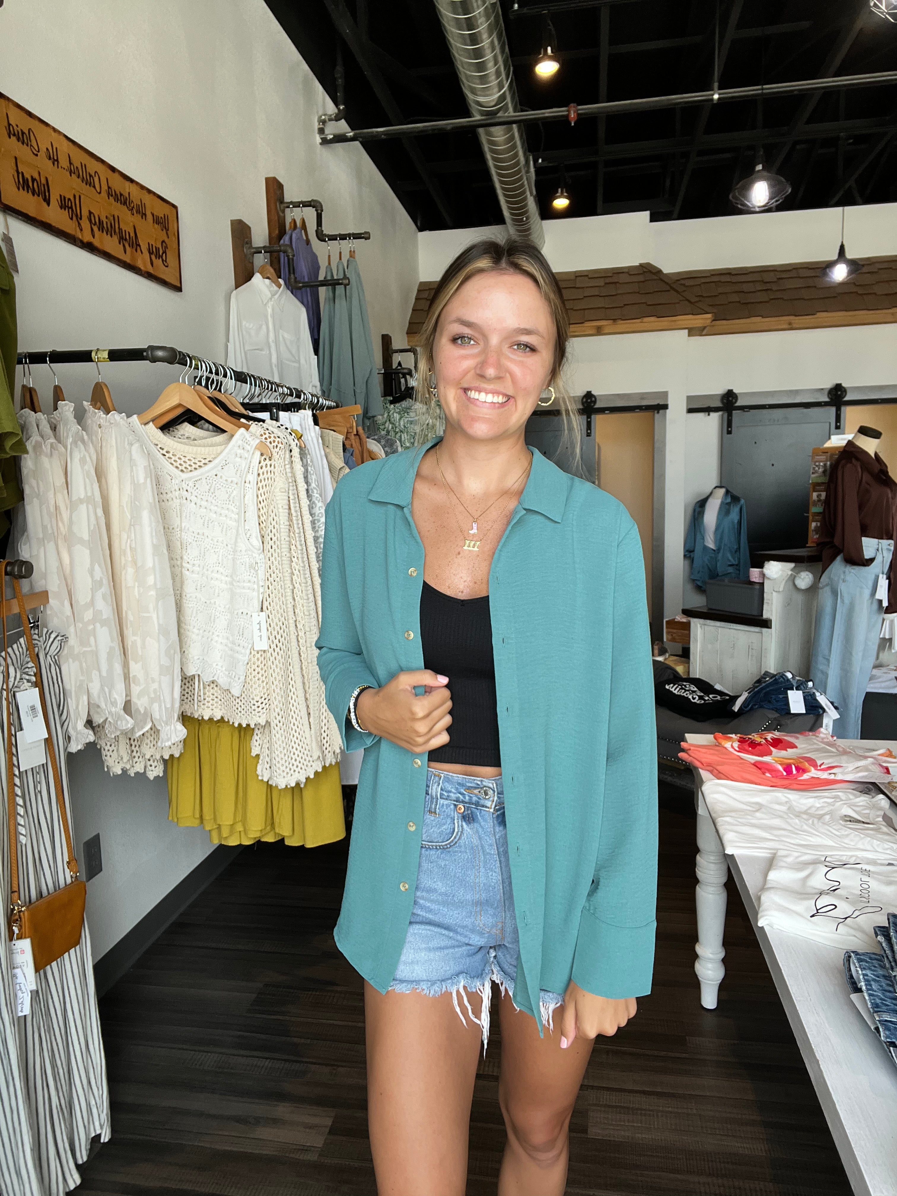 MN Belinda Button Down-Long Sleeves-Mystree-The Funky Zebra Ames, Women's Fashion Boutique in Ames, Iowa