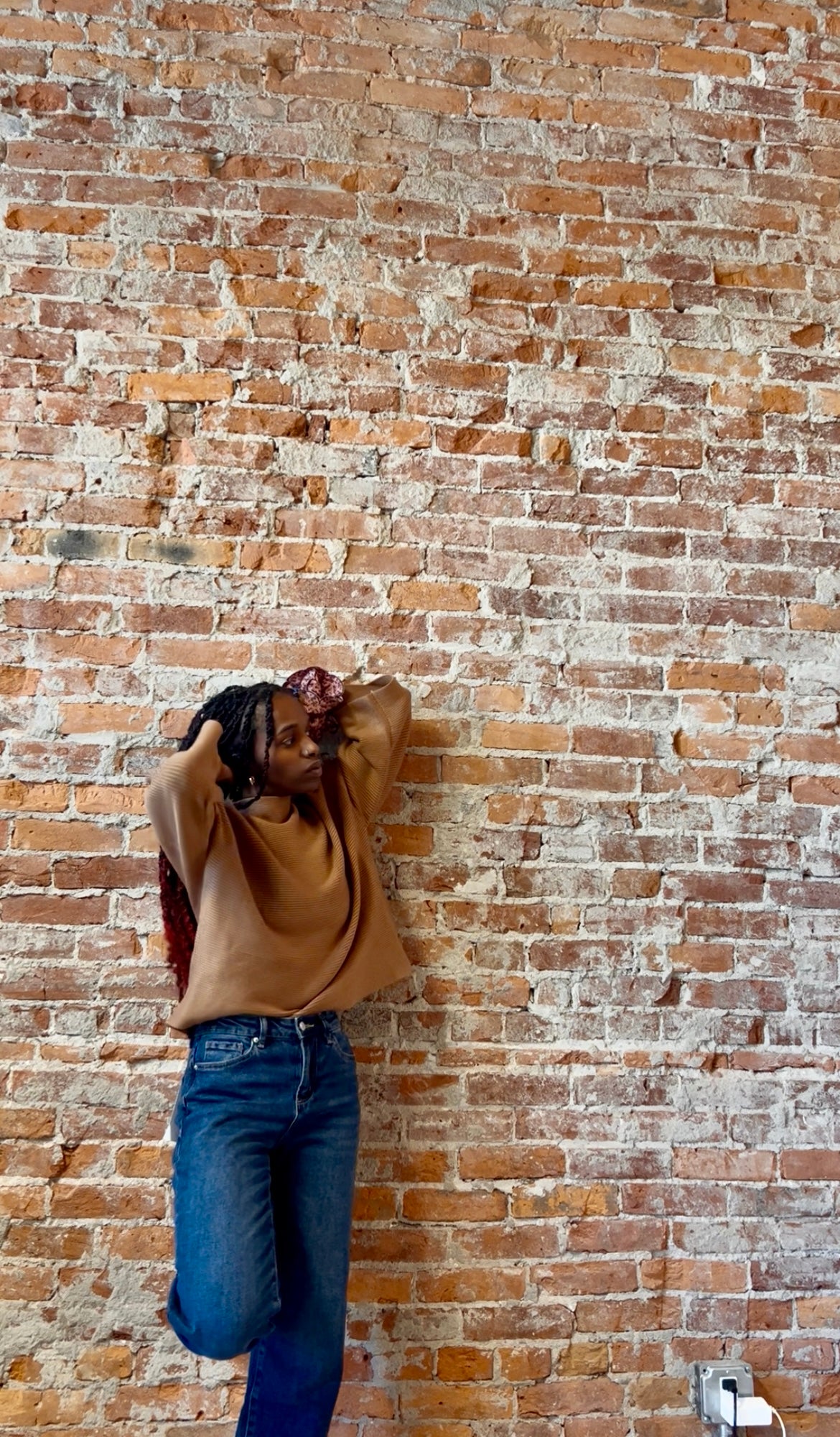 Brantley Sweater-apparel-Ellison-The Funky Zebra Ames, Women's Fashion Boutique in Ames, Iowa