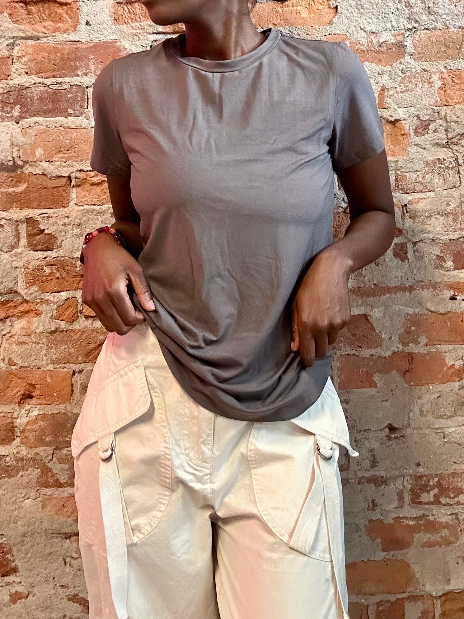 Hannah Charcoal Tee-Short Sleeves-Be Cool-The Funky Zebra Ames, Women's Fashion Boutique in Ames, Iowa