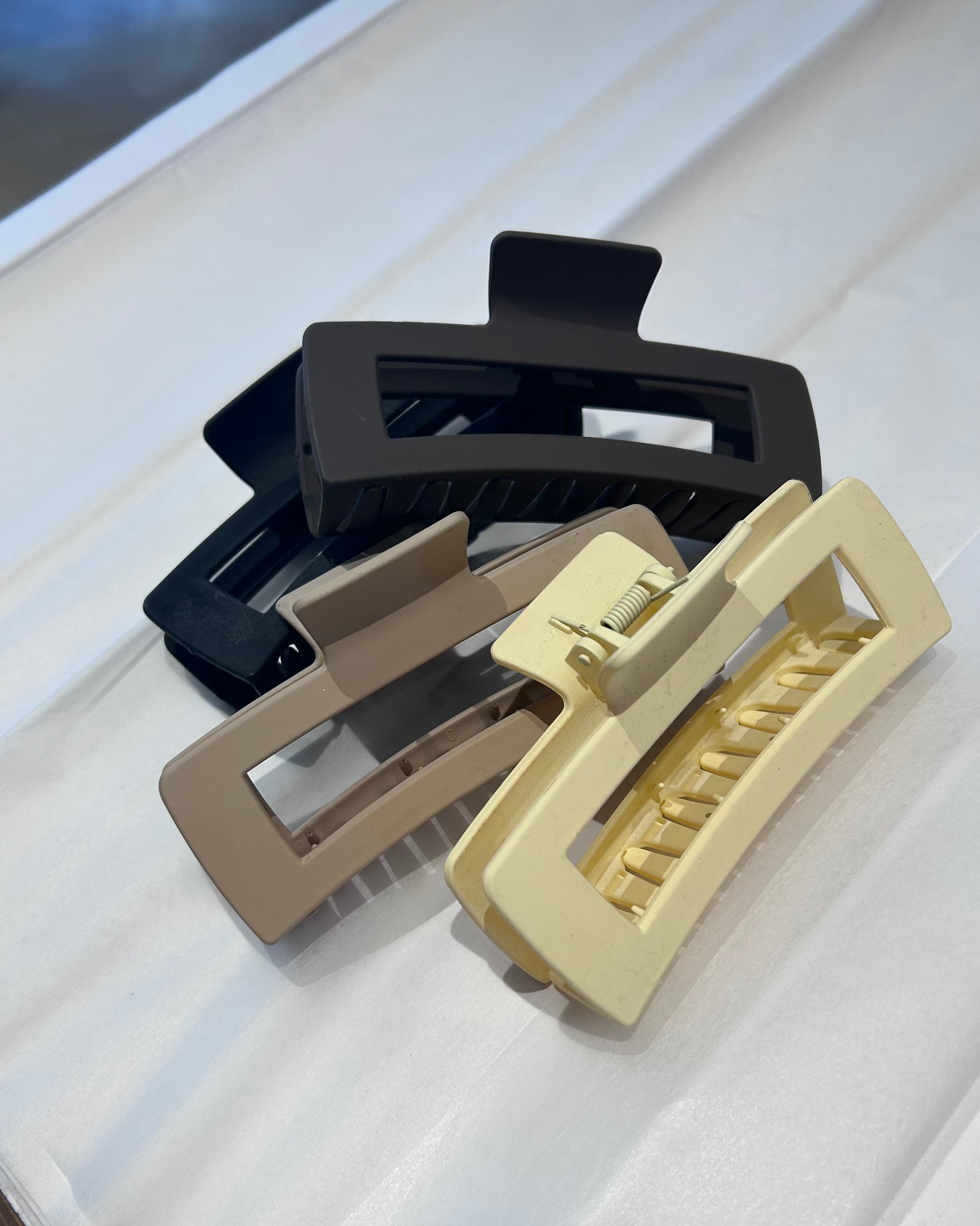 Claw Clips-Accessories-The Funky Zebra Ames-The Funky Zebra Ames, Women's Fashion Boutique in Ames, Iowa