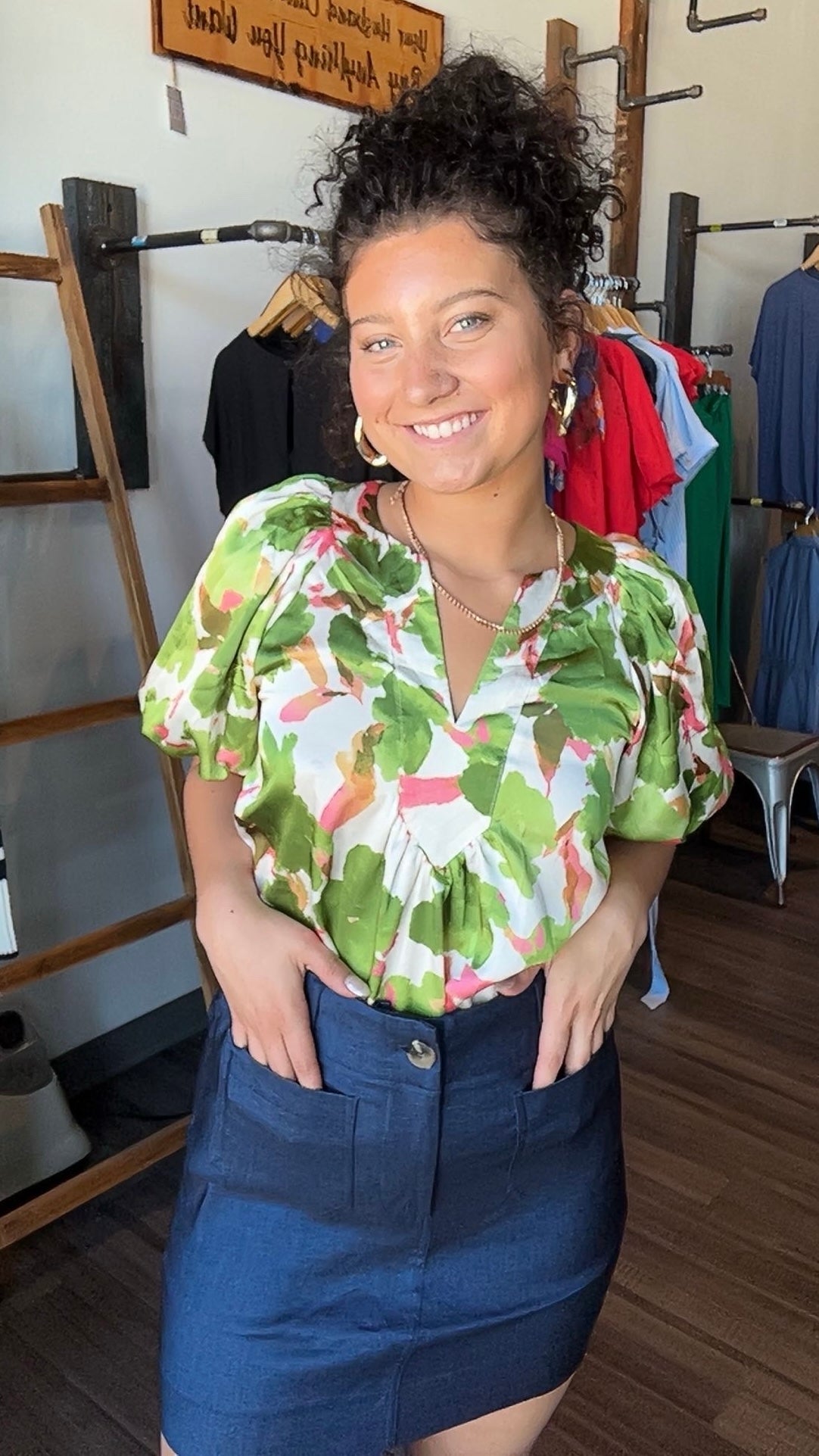 Sadie Floral Top-Glam-The Funky Zebra Ames, Women's Fashion Boutique in Ames, Iowa