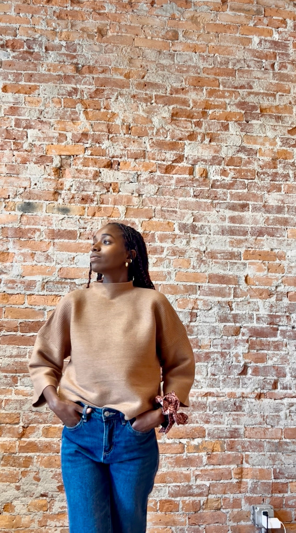 Brantley Sweater-apparel-Ellison-The Funky Zebra Ames, Women's Fashion Boutique in Ames, Iowa