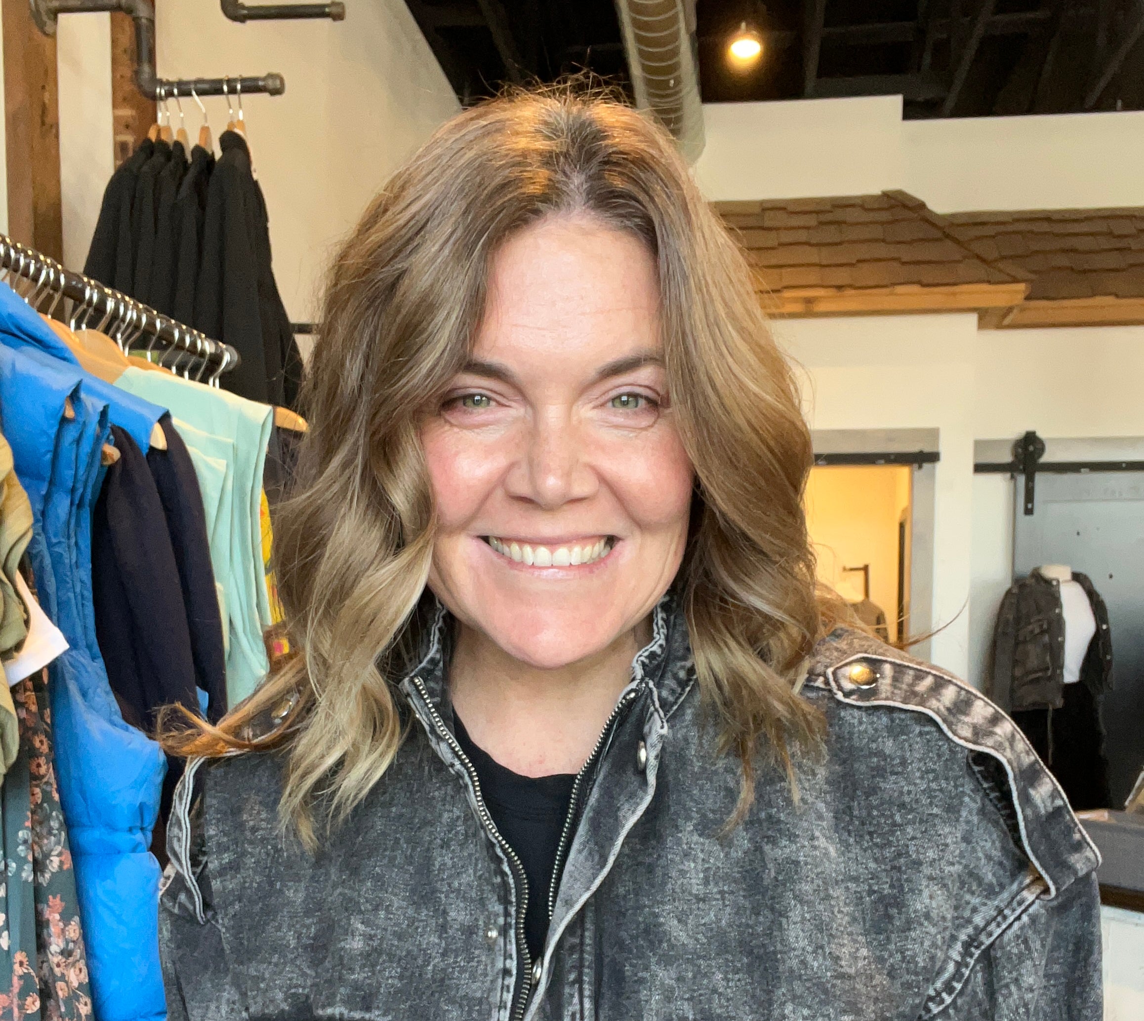 Jenn Utility Jacket-Jackets-Veveret-The Funky Zebra Ames, Women's Fashion Boutique in Ames, Iowa