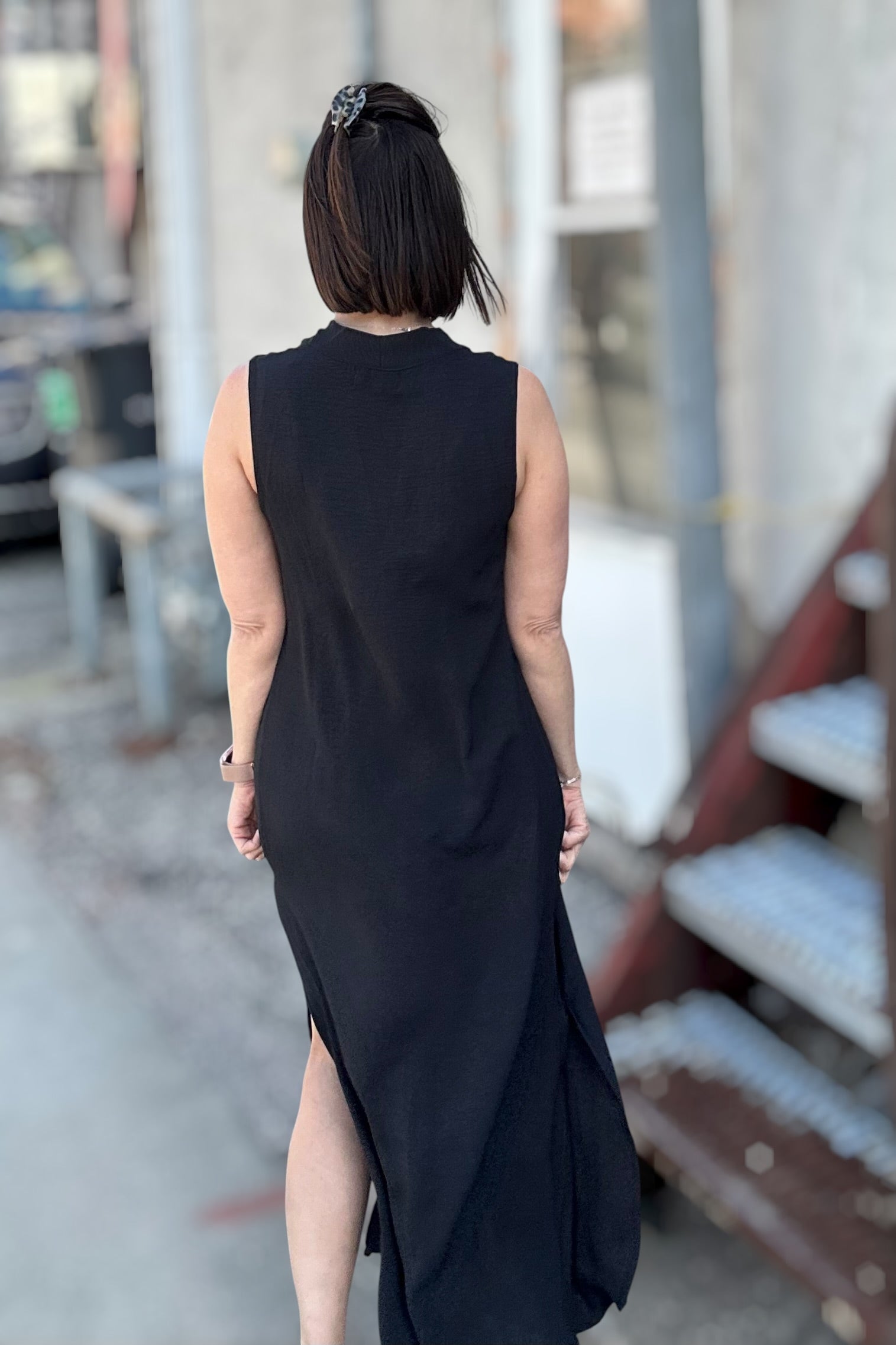 Laurel Black Sleeveless V-Neck Dress-Dresses-Molly Bracken-The Funky Zebra Ames, Women's Fashion Boutique in Ames, Iowa