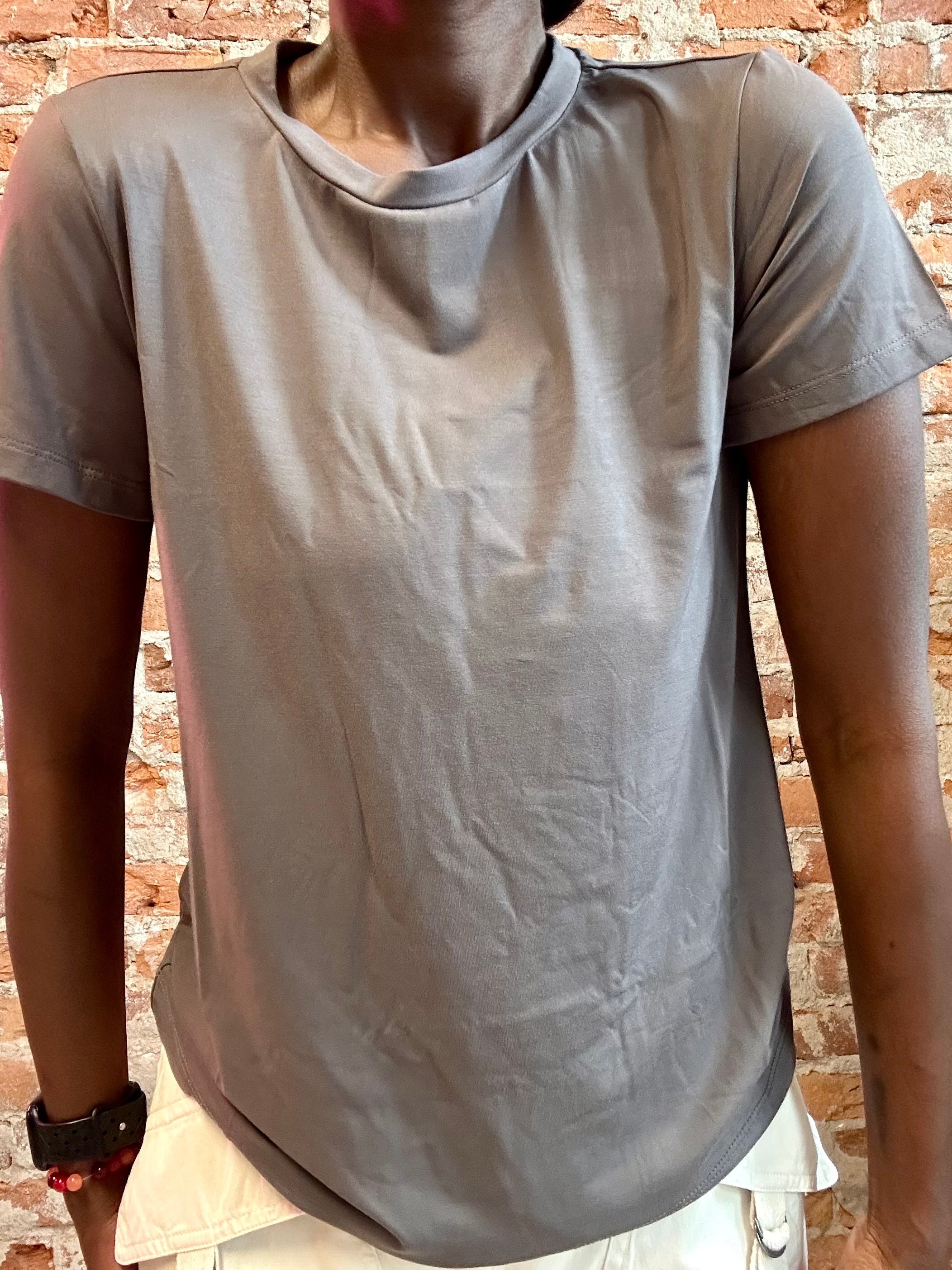 Hannah Charcoal Tee-Short Sleeves-Be Cool-The Funky Zebra Ames, Women's Fashion Boutique in Ames, Iowa