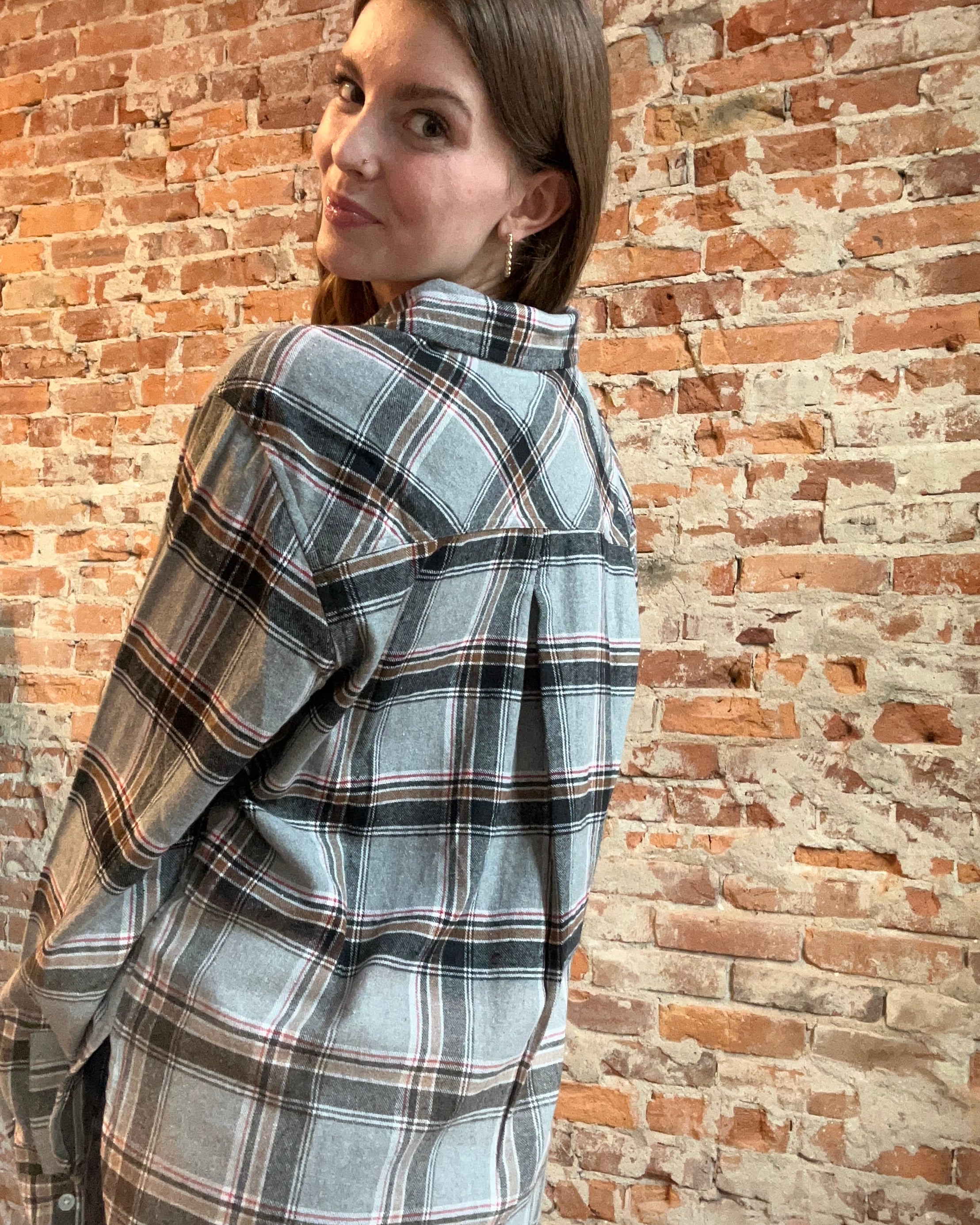 Gretchen Multicolor Flannel-Long Sleeves-Panache Accessories-The Funky Zebra Ames, Women's Fashion Boutique in Ames, Iowa