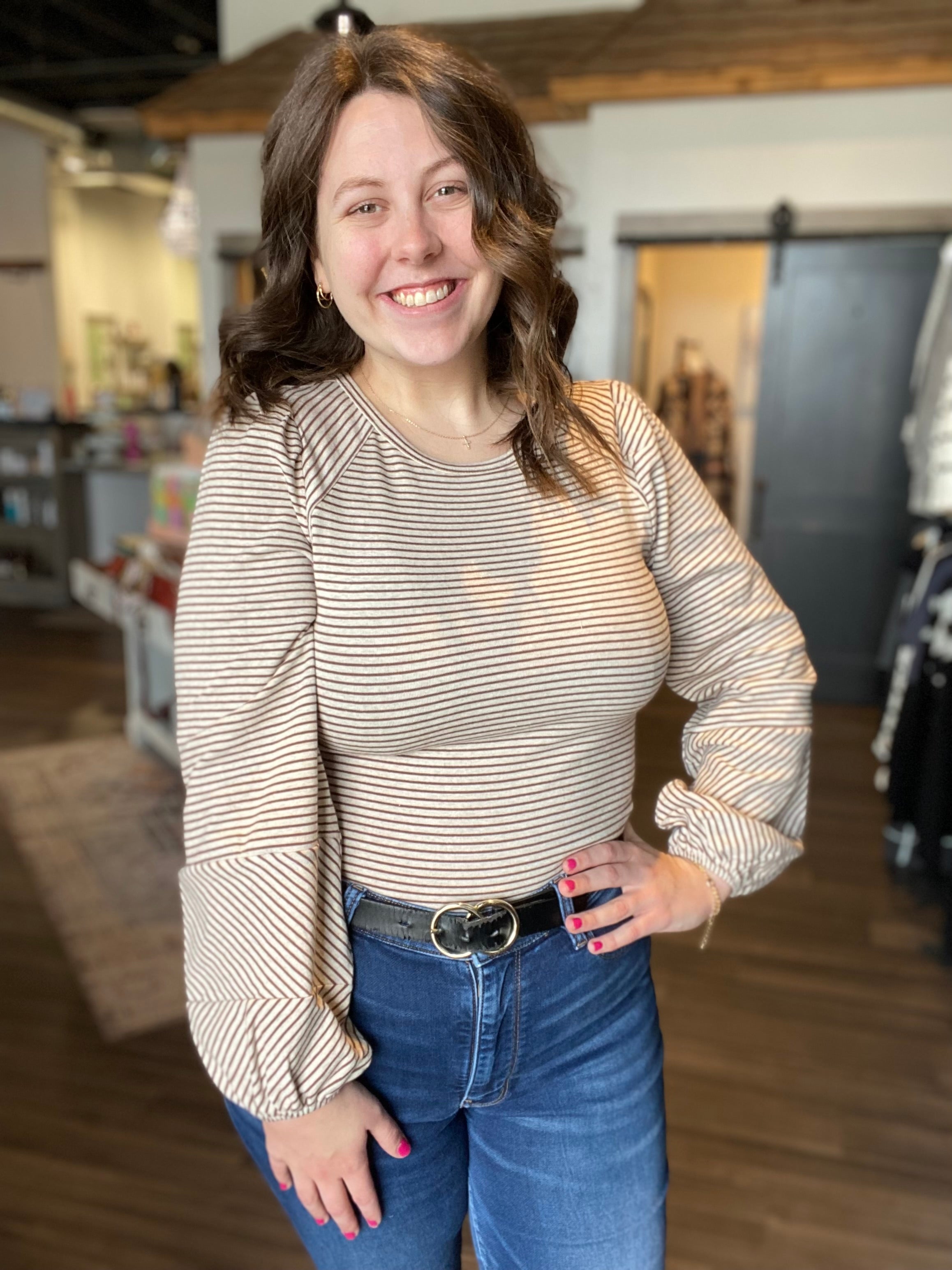 Evie Bubble Sleeve Top-Doe and Rae-The Funky Zebra Ames, Women's Fashion Boutique in Ames, Iowa