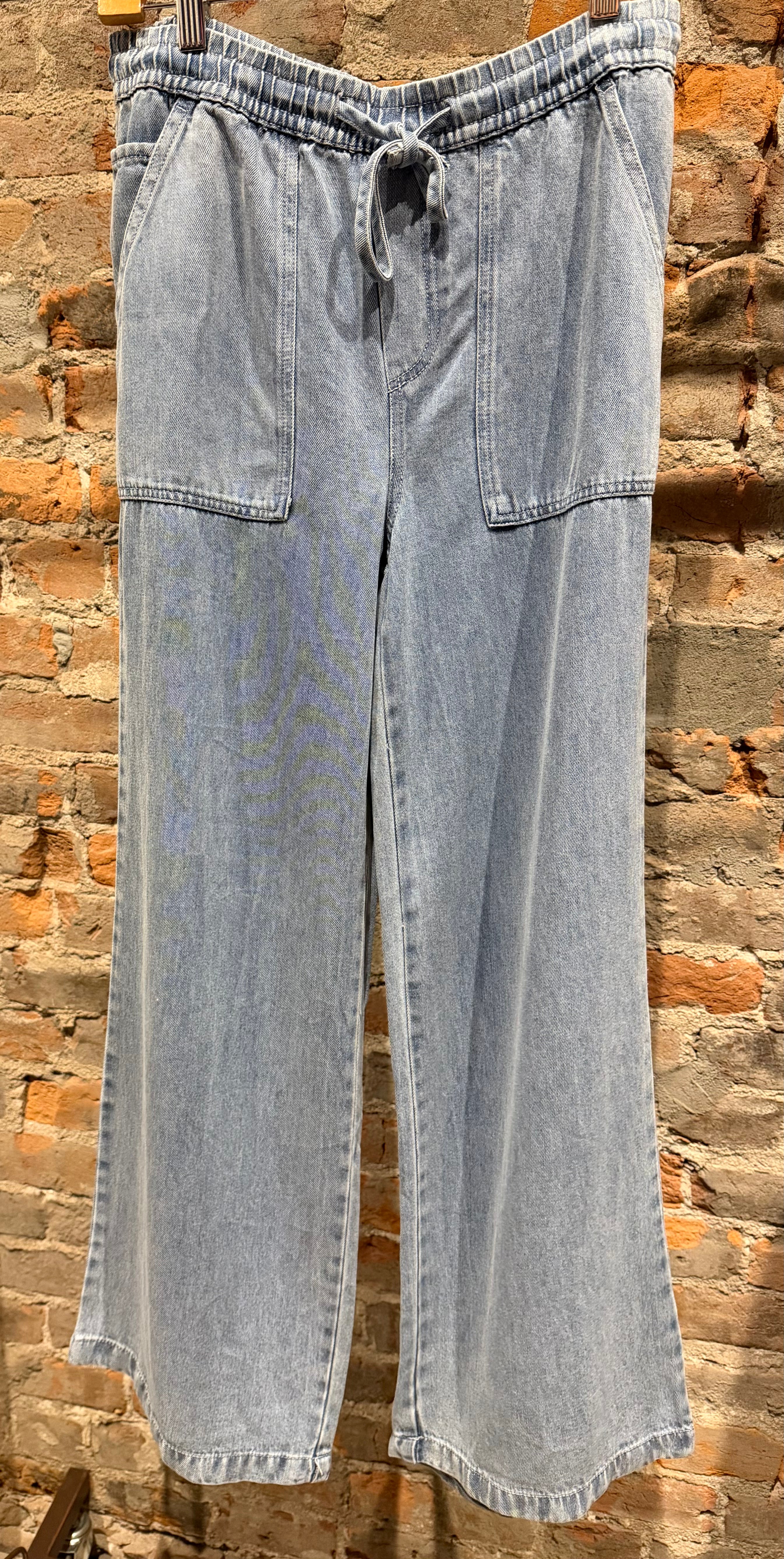 Pearla Pant-Pants-Thread and Supply-The Funky Zebra Ames, Women's Fashion Boutique in Ames, Iowa