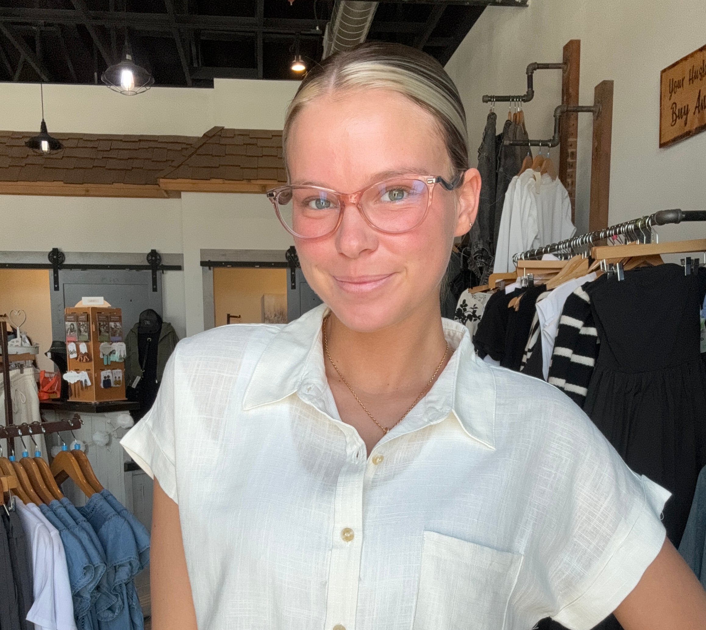 Sophie White Button Down-Blu Pepper-The Funky Zebra Ames, Women's Fashion Boutique in Ames, Iowa