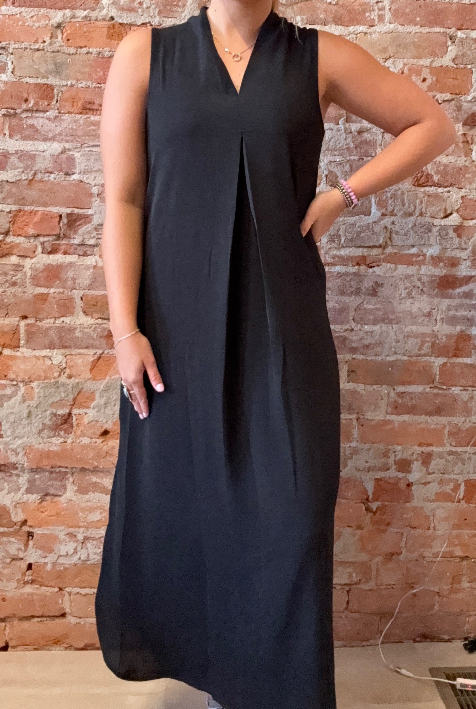 Laurel Black Sleeveless V-Neck Dress-Dresses-Molly Bracken-The Funky Zebra Ames, Women's Fashion Boutique in Ames, Iowa
