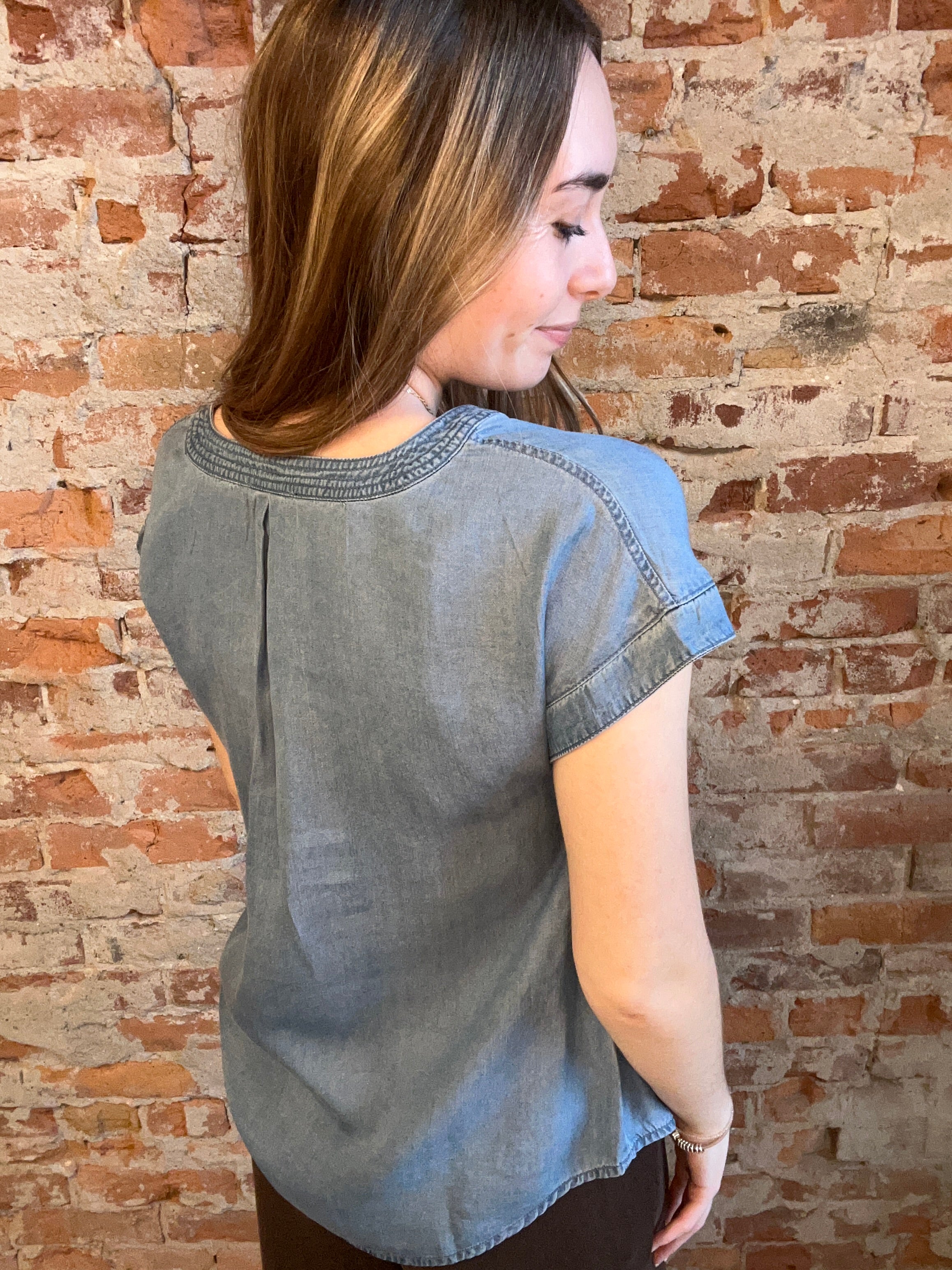 Gabrielle Top-Short Sleeves-Blu Pepper-The Funky Zebra Ames, Women's Fashion Boutique in Ames, Iowa