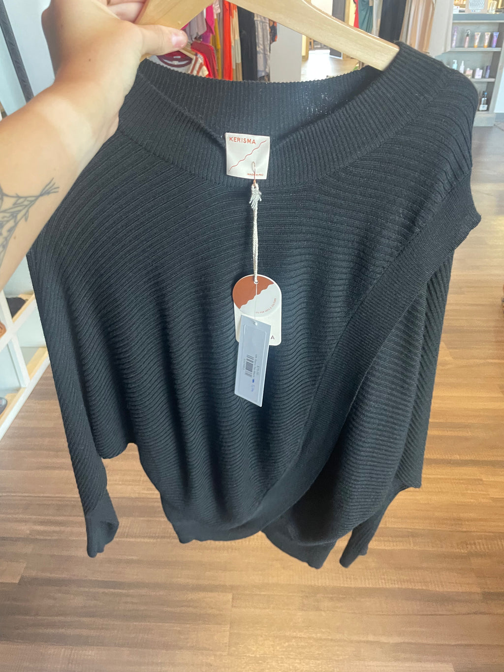MN Bajou Top Black