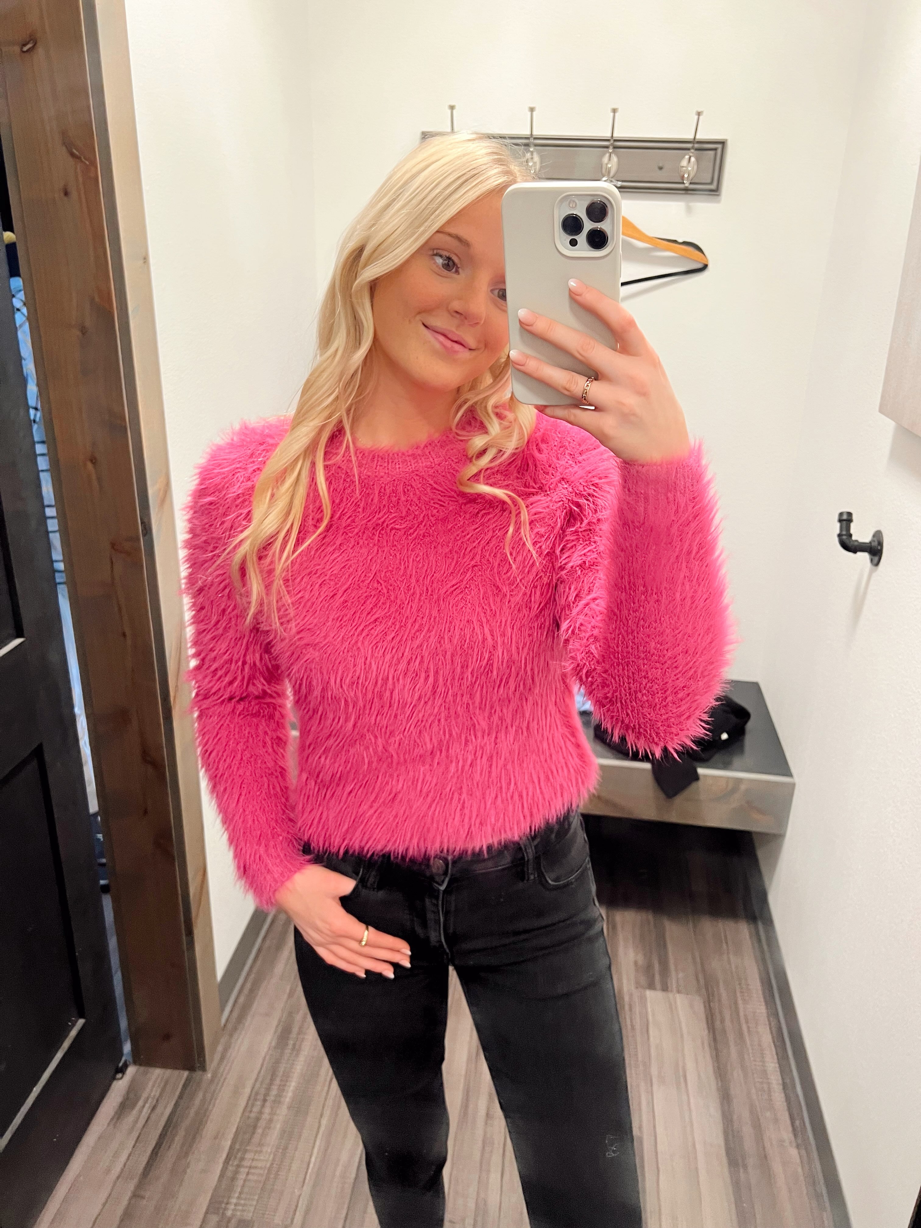 MN Pretty In Pink-Long Sleeves-Skies Are Blue-The Funky Zebra Ames, Women's Fashion Boutique in Ames, Iowa